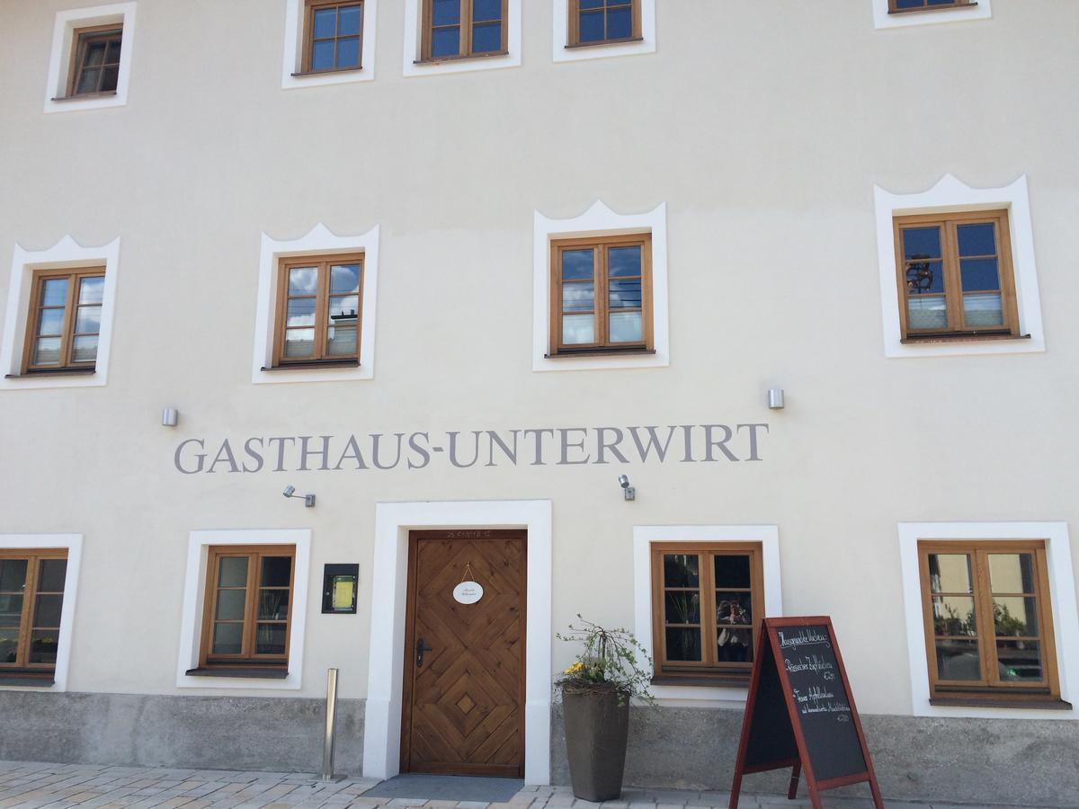 Gasthaus Unterwirt Fridolfing Buitenkant foto