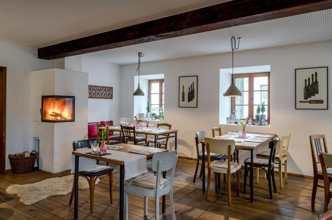 Gasthaus Unterwirt Fridolfing Buitenkant foto
